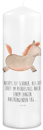 Mr. & Mrs. Panda Weihnachtskerze Pferd Springen 29 x 8 cm XL - Geschenk, Wachskerze, Bauernhof, Kommunionskerze, Stall, Pony, Pferde, Hochzeitskerze, Osterkerze, Reiten, Laternenkerze, Pferdestall