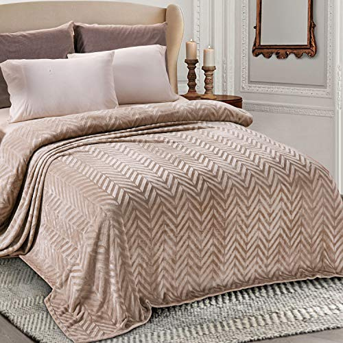 Whale Flotilla Flannel Fleece Double Size Blanket for Bed, 150x200 CM Soft Fluffy Velvet Bed Blanket with Decorative Chevron Pattern for All Season, Warm and Lightweight, Champagne