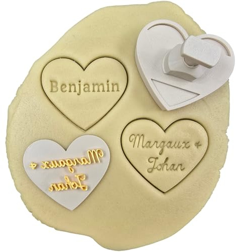 Cortador de galletas de corazón con pulsador para galletas – PivoFix personalizable con placas intercambiables – Fabricado en Francia (paquete completo – 1 a 3 líneas)