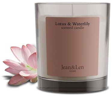 Jean & Len Candela Profumata Lotus & Waterlily, realizzata con burro di karité, durata circa 40 ore, design minimalista, profumo delicato e sensuale, vegana, 195 g