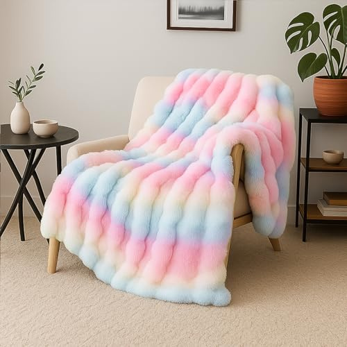 Chingcoo Kuscheldecke Kaninchen Plüsch Decke Super Soft Wohndecke, Dick Flanell Decke, Couchdecke (Regenbogen, 100 x 160 cm)