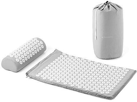 Navaris 2in1 Akupressur Massage Set - Akupressurmatte und Kissen mit Tasche - Akupressur Matte und Kopfkissen - Nadelmatte Grau