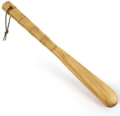 AYBUY Calzador Largo de Zapatos, 33cm Calzador de Madera con cuerda colgante, Diseño Ergonómico, Superficie Suave, Resistente, Madera Shoe Horn para Mujer Hombre Niños Ancianos (Color madera)