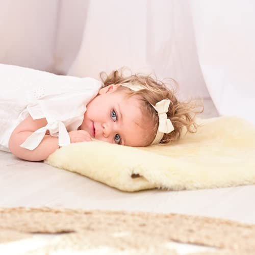 Naturally Sheepskins Alfombra de piel de cordero para bebé, 100 % lana merino australiana natural, 2 x 3 pies.