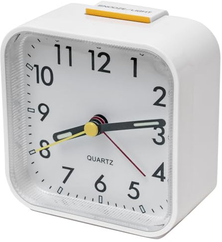 Taakige Analogique Silencieux sans Tic-Tac,Petite Réveil De Voyage Silencieux sans Tic-Tac, Réveil Lumineux Idéal pour Famille/Bureau (Blanc)