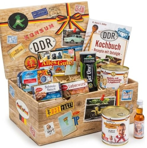 Herzhafte DDR Geschenkbox für Männer - Ost Waren wie früher mit Schulküche | Geschenkbox aus dem Osten mit Spezialitäten - Tolles Ossi Geschenk inkl. Kochbuch