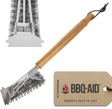 BBQ-AID All Angles BBQ Grillbürste für Outdoor Grill - Reinigt alle Winkel, Großer Holzgriff und Edelstahlborsten - BBQ Bürste für Grillreinigung - Grillreiniger Bürste Sicher für BBQ und Grill