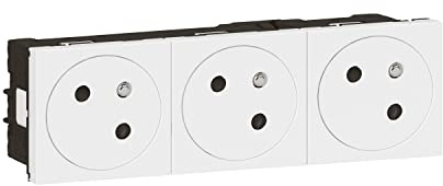 LEGRAND - Prise Triple Murale Précâblée avec Terre Mosaic Surface Link à 45° - Prise 2P+T à Fixation par Emboîtement - Fabriqué En France - Blanc