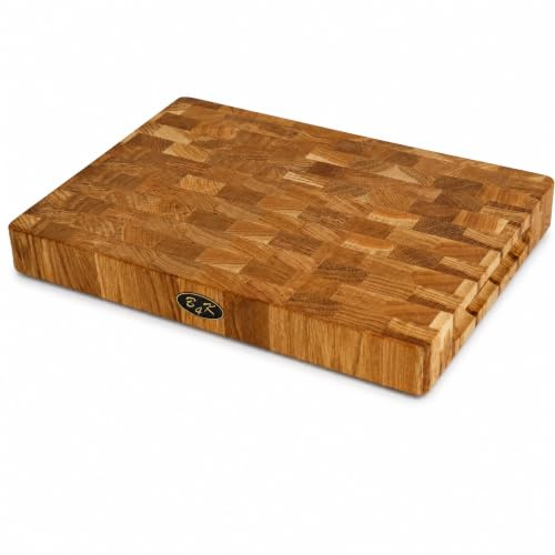 B4K® Schneidebrett aus Eiche Stirnholz 35 × 25 × 4 cm | Massiver Hackblock | Antibakterielles Hirnholzbrett mit Griffen & Silikonfüßen | Perfekt für Küche, Fleisch & BBQ