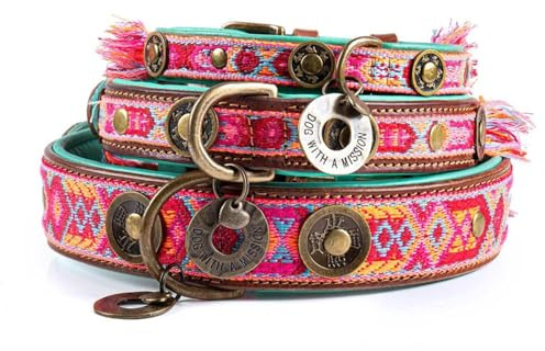 Dog with a Mission - Hundehalsband S | Farbenfroh in Rosa und Türkis | Boho, Ethno, Ibiza, Hippie | Ideal für kleine Hunde | Handgemacht | Modisch und Bunt | Aus weichem Echtes Leder | 2,5 cm Breit
