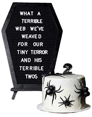 JINGLING Bacheca in feltro, raccapricciante lavagna in feltro nero con segno bianco pretagliato e supporto in legno – Spooky Halloween Decor Letterboard per Tabletop Wall