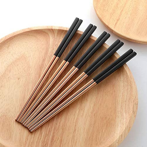 Bacchette riutilizzabili 5 paia di bacchette in acciaio inossidabile Titanize Set di bacchette in oro cinese Set di bacchette in metallo nero utilizzate per stoviglie per sushi (E)