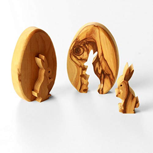 Kassis Geschenkartikel Osterhase Holzfigur im Ei 7 cm – handgefertigte Osterdeko, Tischdeko aus Olivenholz – Dekofigur für Tisch, Osternest