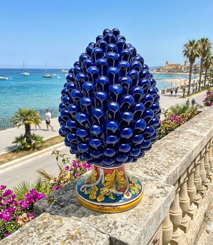 Mondocreazioni Pigna Decorativa in Ceramica, Caltagirone, Artigianato Siciliano, Dipinta e Decorata a Mano (BLU, ALTEZZA 30 CM)