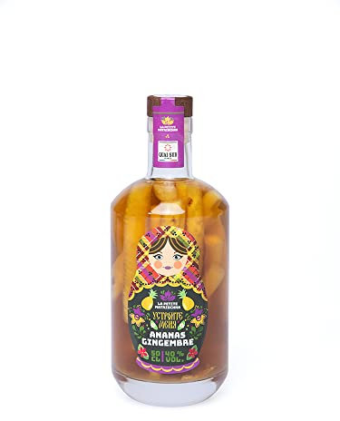 LA PETITE MATRIOCHKA vodka aromatisée à base de 50 cL de vodka 40% Vol.+ ananas-gingembre