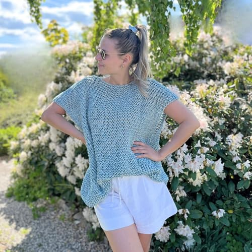 myboshi Strickset Tunika Flow für Fortgeschrittene, inkl. Garn, Rundstricknadel, Wollnadeln, Anleitung, Label, 76% Baumwolle, 22% Baby Alpaka, 2% Merino Grün mit Rundstricknadel