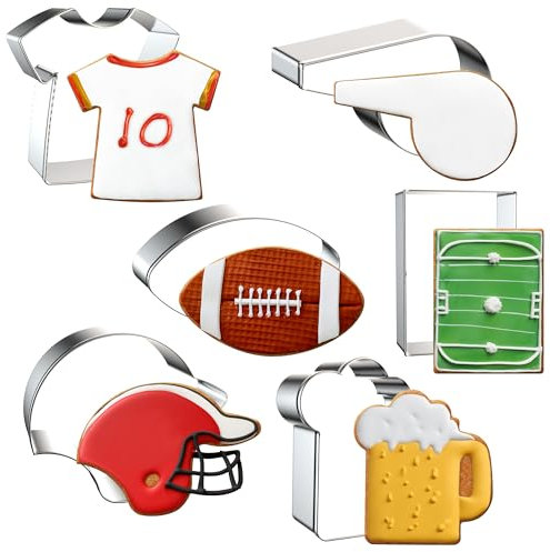 FUSOTO Juego de 6 cortadores de galletas de fútbol, cortador de galletas de 3 pulgadas, formas de fútbol para hornear, fútbol, jersey, silbato, casco, taza de cerveza, cortadores de galletas de parque