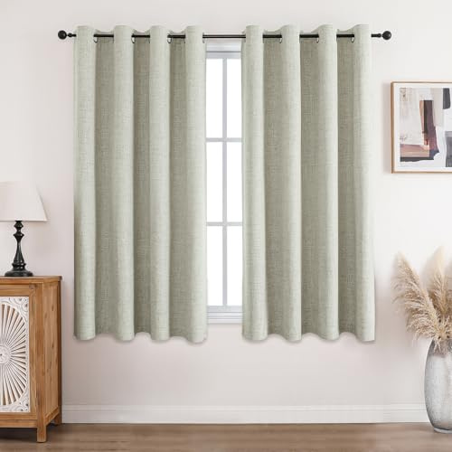 CUCRAF Vorhang Blickdicht Gardinen mit Ösen Hellbeige - 100% Verdunklungsvorhang Ösenschal Vorhänge 2er Set H137xB117 cm Deko Ösenschal Thermo Vorhänge für Wohnzimmer Kinderzimmer Schlafzimmer