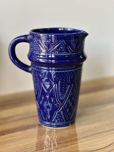 SULTANAMA - Cruche I Carafe Gravés en Céramique avec Dorure - 1,2L - Artisanat Marocain- Collection BELDI CHIC by Sultanama (Bleu)