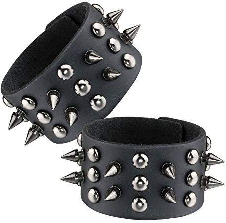 Eigso Noir 2Pcs Bracelet large avec Clous Rivets Rock Punk Bracelet à manchette Clouté Gothique Rétro vintage Accessoire du motard Pour Homme Femme Réglable