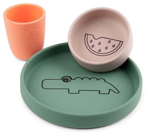 Done by Deer Silikon Geschirr-Set Croco Grün/Rosa/Korelle - Kinderteller Ø18, Schüssel Ø10 und Trinkbecher aus 100% Silikon in Lebensmittelqualität