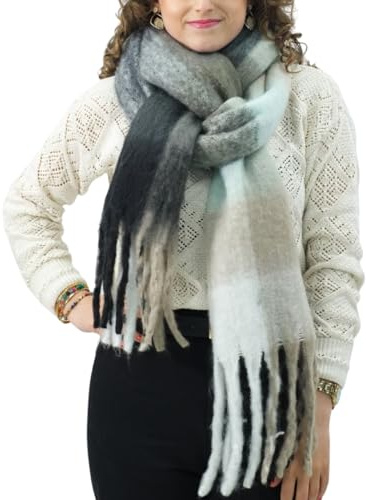 XIFRIKA Bufanda de Mujer para Invierno Tamaño XXL 248x39cm de Cuadros Verde y Blanco. Bufanda Suave, Cálida, Extragrande. 100% Poliéster con Flecos para Uso Diario