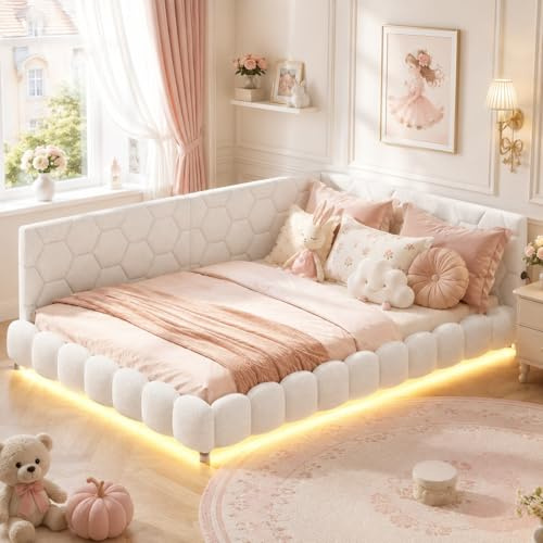 BRILVERDE Letto Imbottito 140x200 con LED e USB, Modello Angolare per Bambini e Ragazzi, Tessuto Effetto Lana d'Agnello, Rete a Doghe, Senza Materasso (Bianco, 140 x 200 cm)