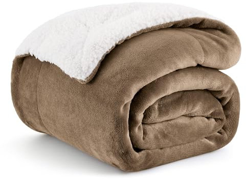 Bedsure Sherpa Fleece Throw Blanket - Thick and Warm, Fluffy Microfiber Solid & Soft Blankets for Bed and Couch Double/Twin Size, Camel, 150x200cm
