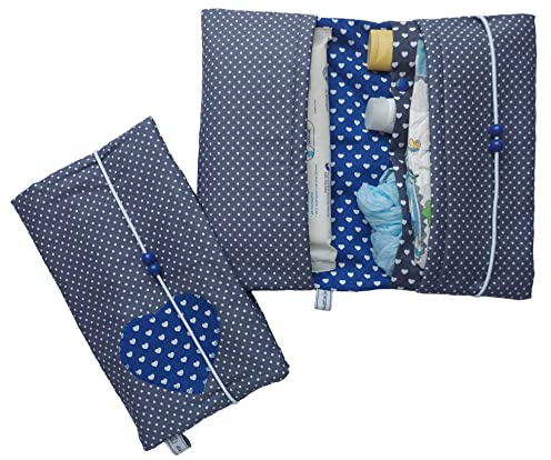die-kreative-fee Handmade Windeltasche Stoff 4 Fächer Windelorganizer | mit Elastikkordel, geöffnet ca. 33x27 cm, ideal für unterwegs, Herzapplikation auf grauen Pünktchen