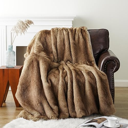 BATTILO HOME Faux Fur Throw Blanket Camel 150x200cm Luxury Fuzzy Warm Cozy Fluffy Fur Blanket for Bed, Sofa, Couch Home Decor