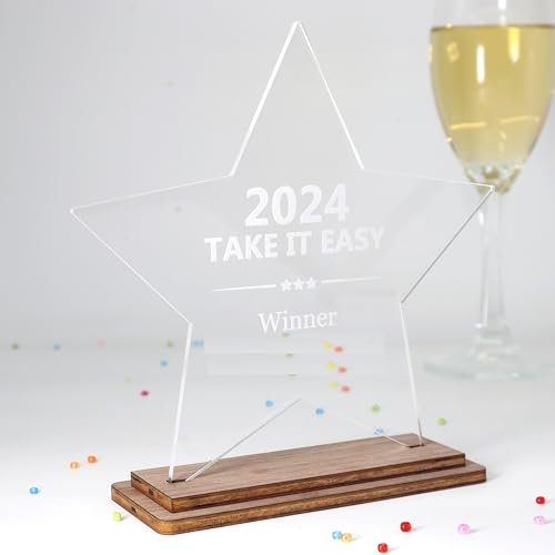 Generisch Pila Stone® Personalisierte Stern‑Trophäe aus Acrylglas mit Nussbaum‑Sockel – Individuelle Gravur mit Text oder Logo – Moderner Award für Sport, Firma, Jubiläum & Events – Pokal