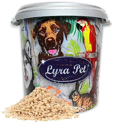 Lyra Pet® | 10 kg Erdnusskerne weiß gehackt in 30 L Tonne | Neue Ernte | Ganzjahres Vogelfutter für Körnerfresser | Natürlich & Energiereich | Schalenfreie Erdnüsse | Fettreiches Wildvogelfutter