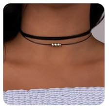 Nayyana Boho Layered Suede Choker Halskette Short Black Velvet Vintage Leder Silber Perlenkragen Kette Schmuck für Frauen und Mädchen, Halskette Damen Leder Goth Halskette Halsband
