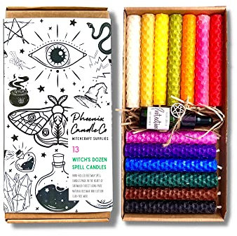 Witches Dutzend | 13 Bienenwachs-Zauberkerzen | Salböl | Hexen-Starter-Set | Brenndauer 80 Min | Hexengeschenk (Litha)