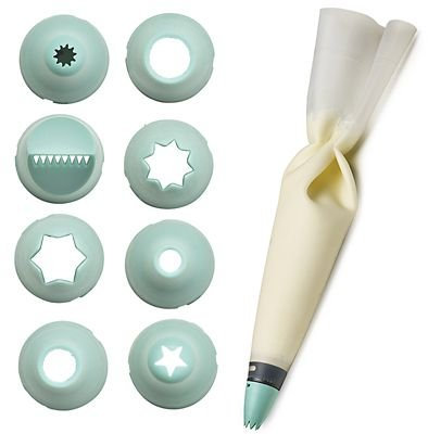 Lakeland Reusable Silicone Piping Bag with Built-in Coupler & 8 Nozzles – Non-Slip & Heat Resistant