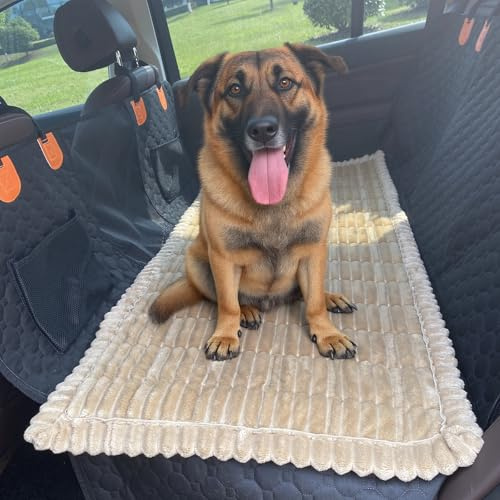 GKXLH Soft Thick Non-slip Dog Car Seat Cover for Back Seat (Light Coffee) | Corduroy Backseat Pet Bed Mat, Travel Dog Bed Mat for Car Back Seat, Versatile Dogs Seat Cover for Loveseats, 63x138cm