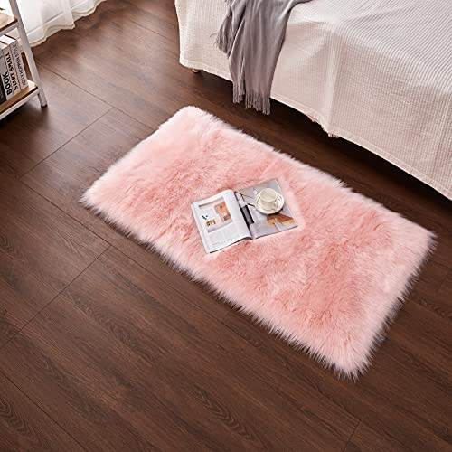 Cumay Peau de Mouton/Agneau Artificiel | Tapis Fourrure synthétique pour Le Salon Tapis de décoration, de Chaise Canapé Natte la Chambre à Coucher ou d'enfants, lit, canapé ou Chaise (Rose, 80x180cm)
