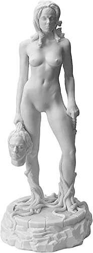 Medusa mit Kopf des Perseus Symbol für Opfer sexueller Übergriffe Statue