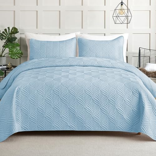 Whale Flotilla Colcha Moderna de 260 x 280 cm, Colcha con 2 Fundas de Almohada, Edredón de Microfibra con Estampado en Relieve, Ropa de Cama Ligera y Suave para 4 Estaciones, Azul