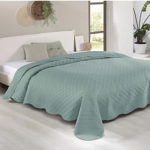 Delindo Lifestyle Tagesdecke Rocco, Bettüberwurf für Doppelbett, einfarbig, gesteppt, Mint Grün, 220x240 cm
