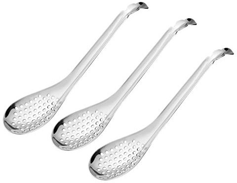 Kaviarlöffel Sieb Löffel Abseihlöffel Multifunktionslöffel Molekularer Löffel 56 Löcher Langlebiger Caviar Spoons Handarbeit Sieblöffel für Küchenkochwerkzeug Edelstahl Verdicktes Kochgeschirr 3*PCS