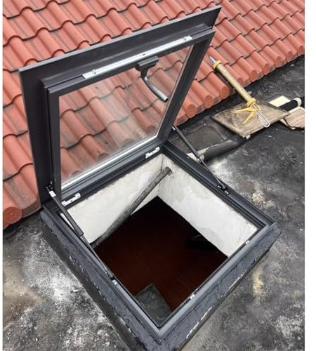 Botola Da Tetto Grande finestra da tetto e lucernario, portello di accesso al tetto della soffitta per impieghi gravosi con vetro temperato a doppio strato, copertura del pozzetto della finestra(60x50