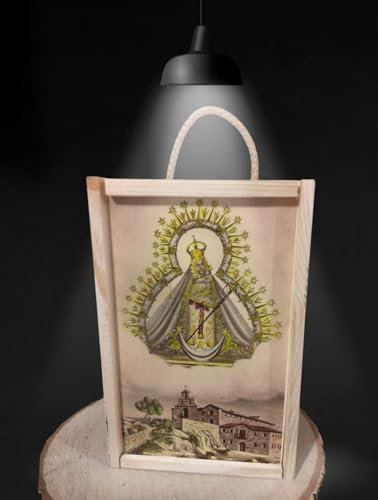 Fábrica de Regalos Mágicos | Caja de madera con copa de balon grabada y personalizada virgen de la cabeza, tambien incluye disco de madera como posavasos