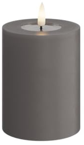 Deluxe Homeart Flammenlose LED-Kerze für den Innenbereich – Grau – mit Real Flame™-Technologie – batteriebetriebene Kerze (7,5 x 10 cm)