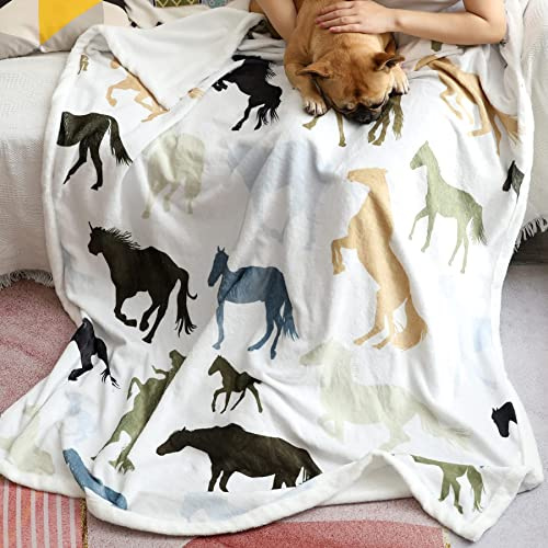 chifave Horse Blanket Gift for Girls Boys Adults Throw with Horses Design Fuzzy Soft Stuff Knight Horsemen Equestrian Gifts for Horse Lovers Kids and Toddler 50x60
