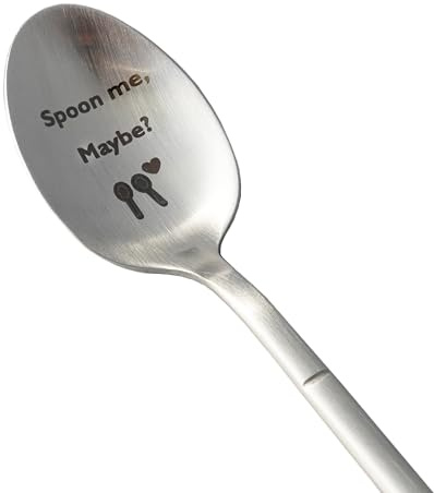 ZINELLO DESIGN - Cuillère à café & dessert inox 18/10 gravée “Spoon Me, Maybe” | Cadeau original couple, idée cadeau Saint-Valentin, petit-déjeuner, compatible lave-vaisselle