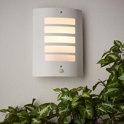 Lightbox Basic Außen Wandlampe | 29 x 23 cm | weiße Outdoor Wandleuchte mit | Basic Außen Wandlampe | 29 x 23 cm | weiße Outdoor Wandleuchte mit matter Kunststoff Abdeckung & Bewegungsmelder |