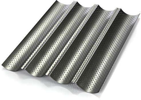 com-four® Baguette Backblech aus Karbonstahl - Baguetteblech für vier Baguettes - Baguetteform für ein optimales Backergebnis