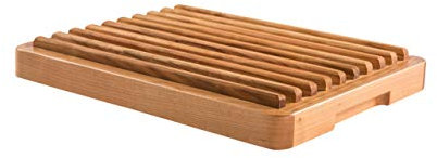 Brotschneidebrett mit Krümelfach aus Holz vom heimischen Kirschbaum, fängt Brösel und Krümel direkt auf, Maße: 37 x 29 x 5 cm