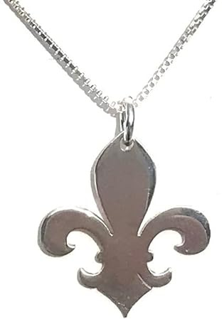 Collier avec fleur de lys